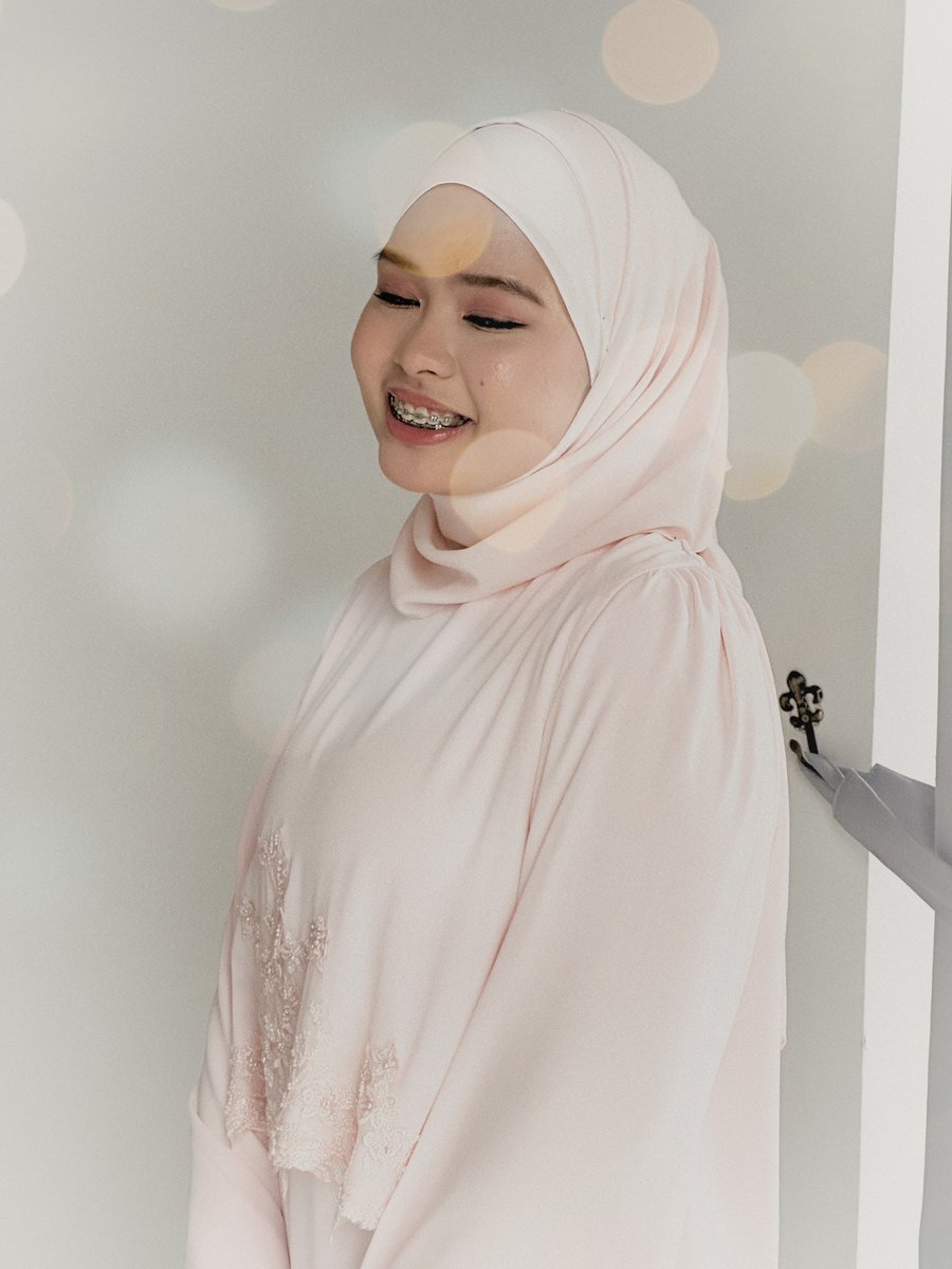 razkithh's tweet photo. Engagements things✨💗 https://t.co/CQMqVermjK