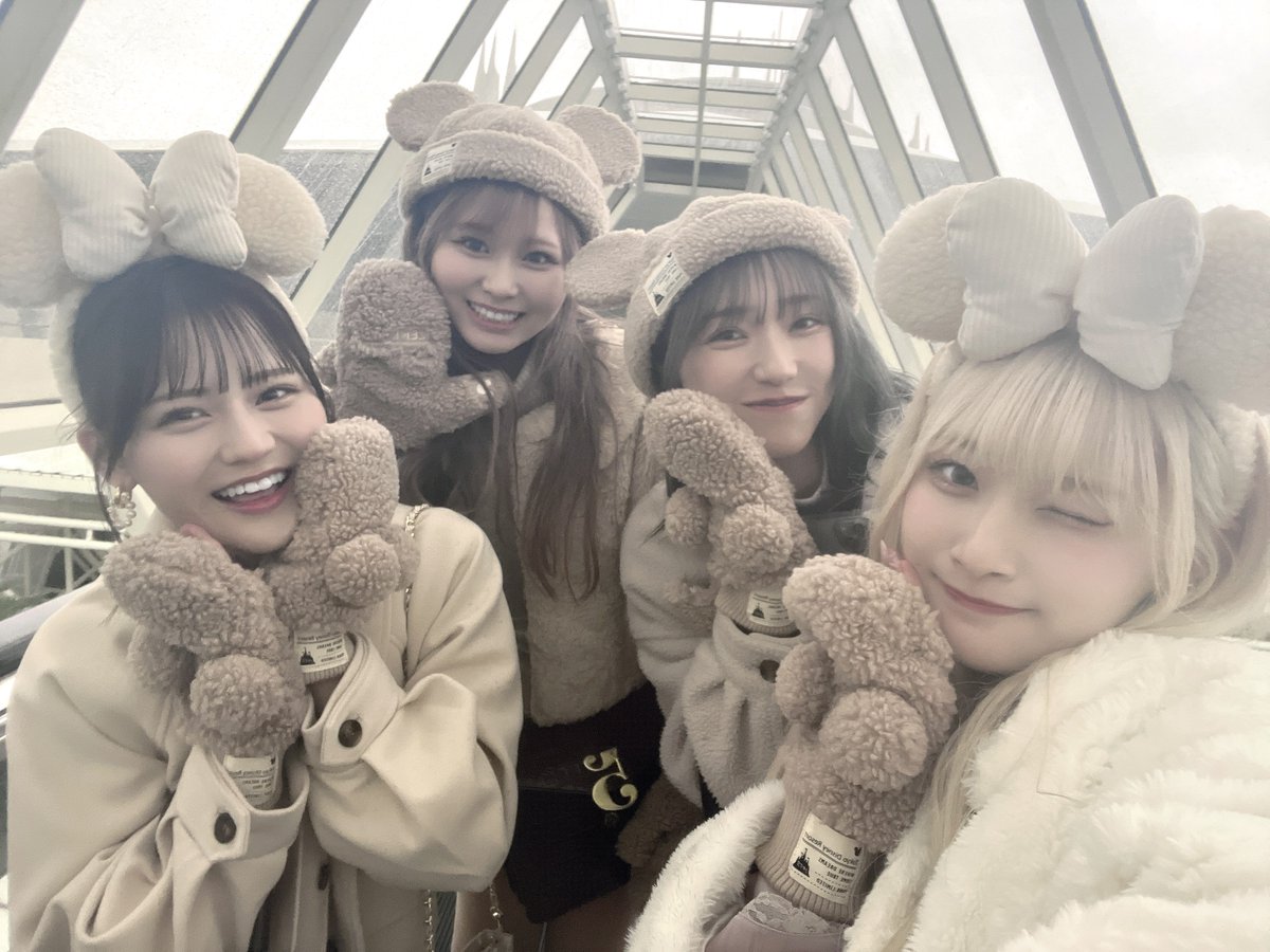 4人でディズニーランド🏰♡ ご褒美チケットで行ってきました