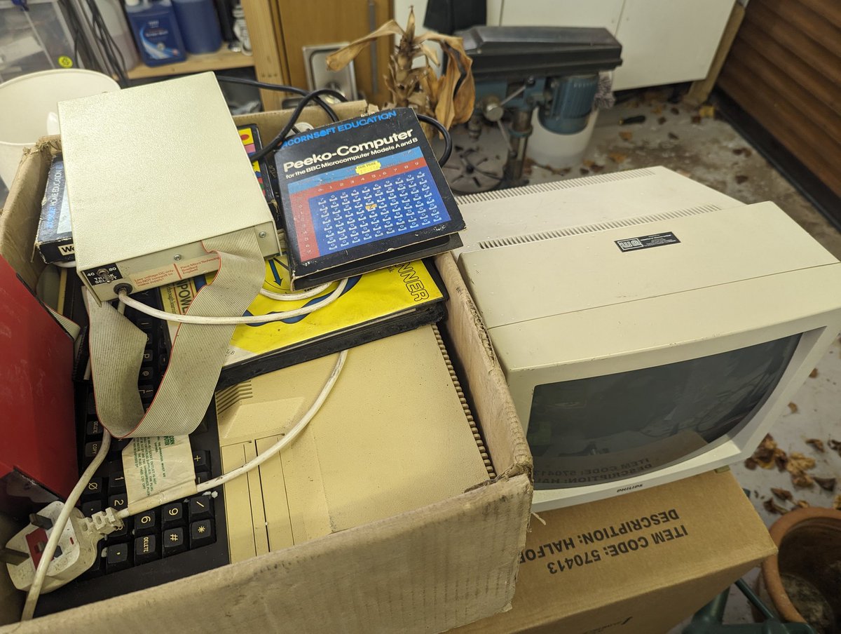 A lucky win on eBay picked up - BBC Master 128 with a Phillips CM8833 monitor, 5 1/4" drive and a pile of software.. now to get it cleaned up and de-RIFA'd before they can let out the magic smoke!