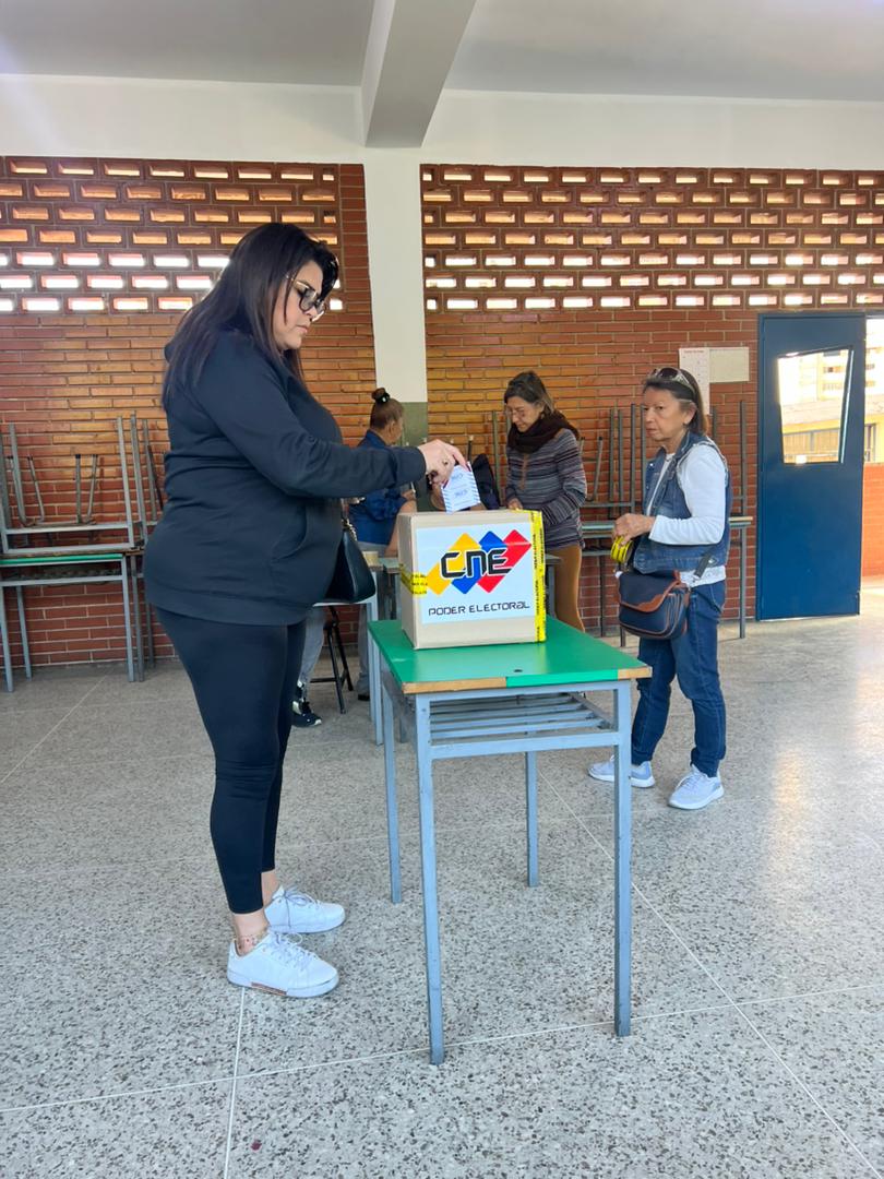 #EnFotos | Jefes de Oficinas de diversas regiones ejercen su derecho al voto #VenezuelaDiceSi #SomosINTT