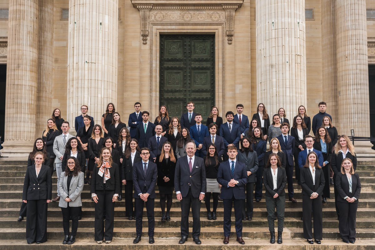 Le Master 2 Droit Privé Général de l’université Paris Panthéon-Assas, dirigé par Monsieur le Professeur Laurent Leveneur, a le plaisir de vous présenter la promotion 2023-2024 !