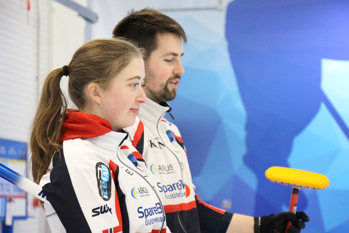 BritishCurling's tweet photo. "To make the final and put ourselves in a position to win makes it a great week," Euan Kyle reflects on his near miss in title bid with partner Fay Henderson at Euro Super Series Mixed Doubles event. 
▶️https://t.co/zg5AtnBMsR
#Curling #ESS2023 https://t.co/ZTmNuJGZ2q