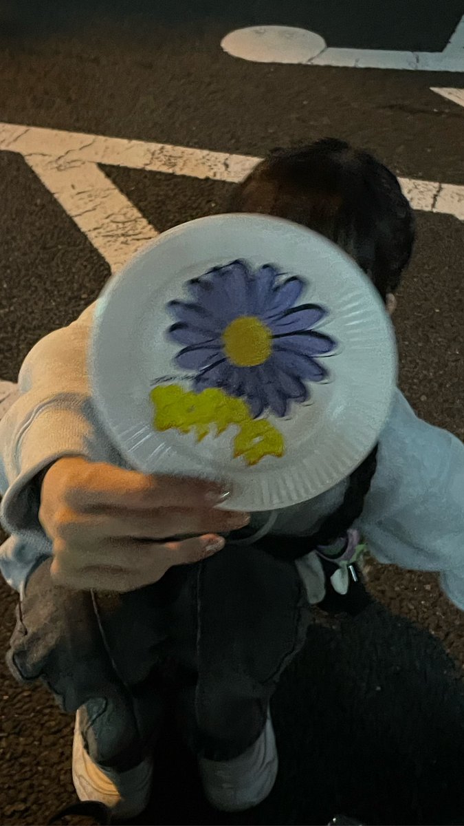 ももか tweet media