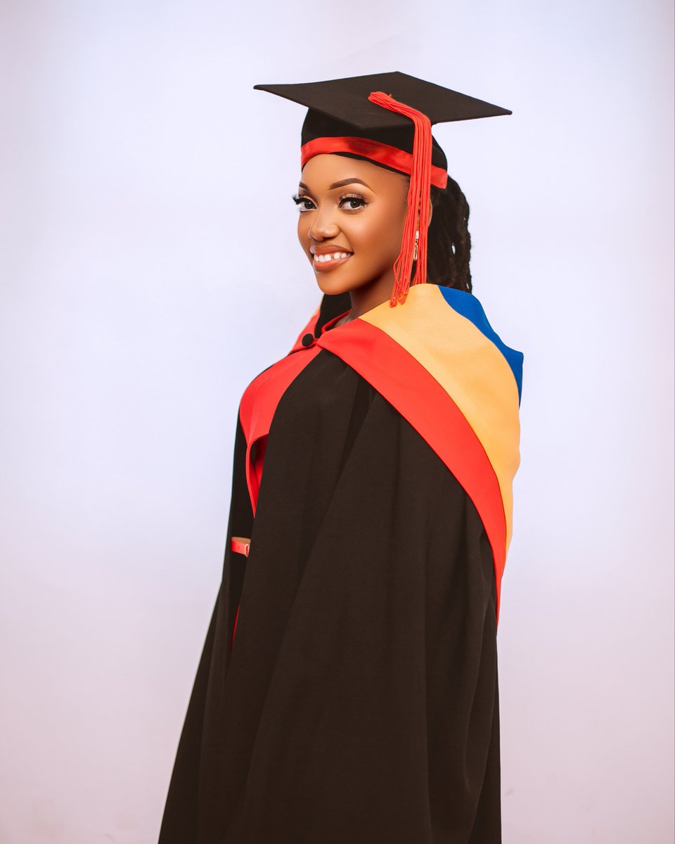 Neypaul01's tweet photo. 🥹❤️ congratulations to my sister IFM ilijua kumkondeshaa ila Mungu ni mwema🥳😍 @paulrightness https://t.co/5MRI7DHe2A