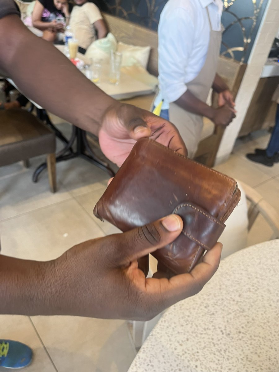 So proud of Z right now. A friend visiting from Kenya lost his wallet on Thursday. Three days later, we went back to the restaurant where it was last seen and the staff at Millas had kept it for him. Even the money was still in it 🙆🏽 #zambia