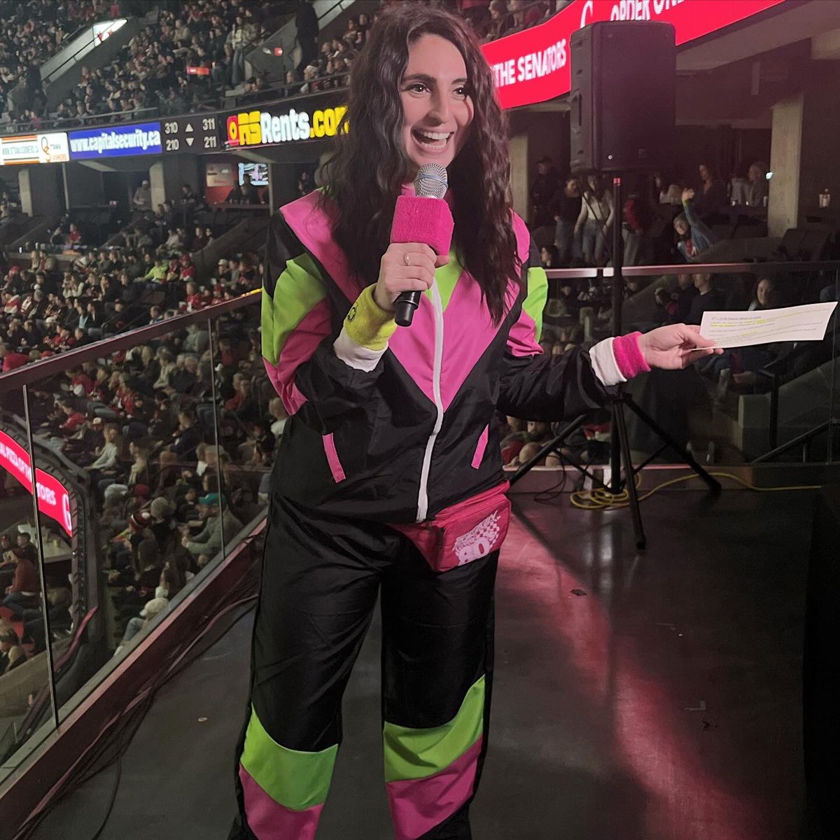 Wishing every <a href="/Senators/">Ottawa Senators</a> game night was Retro Neon Night so I could keep this outfit on forever 🩷💚#GoSensGo