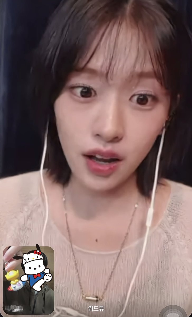 028654tw's tweet photo. 20231203 WithMuu安安視訊簽售ㄉrepo

🐶：安妞～
😵‍💫：嗨俞真～
😵‍💫：恭喜得大賞！！
🐶：噢～謝謝
😵‍💫：很為妳感到驕傲
🐶：真的？（不可能還給我懷疑😍❓）
😵‍💫：對啊，妳昨天超級美⋯⋯今天也是！
🐶：今天？（小狗奸笑）
😵‍💫：是的

（+） https://t.co/SF8JTguJLP