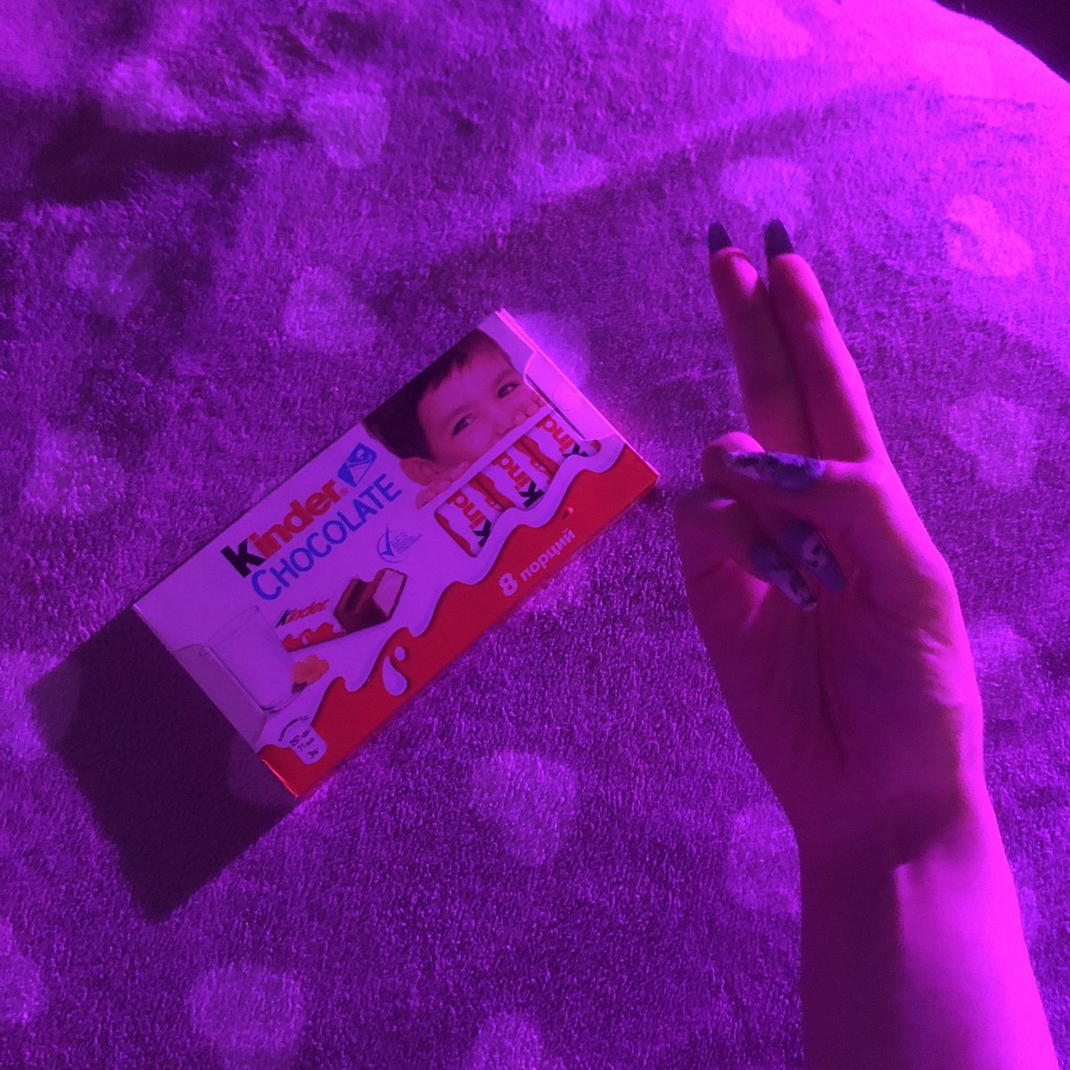 Что сделать что бы не грустить?🫠
Подрочить или съесть шоколадку?