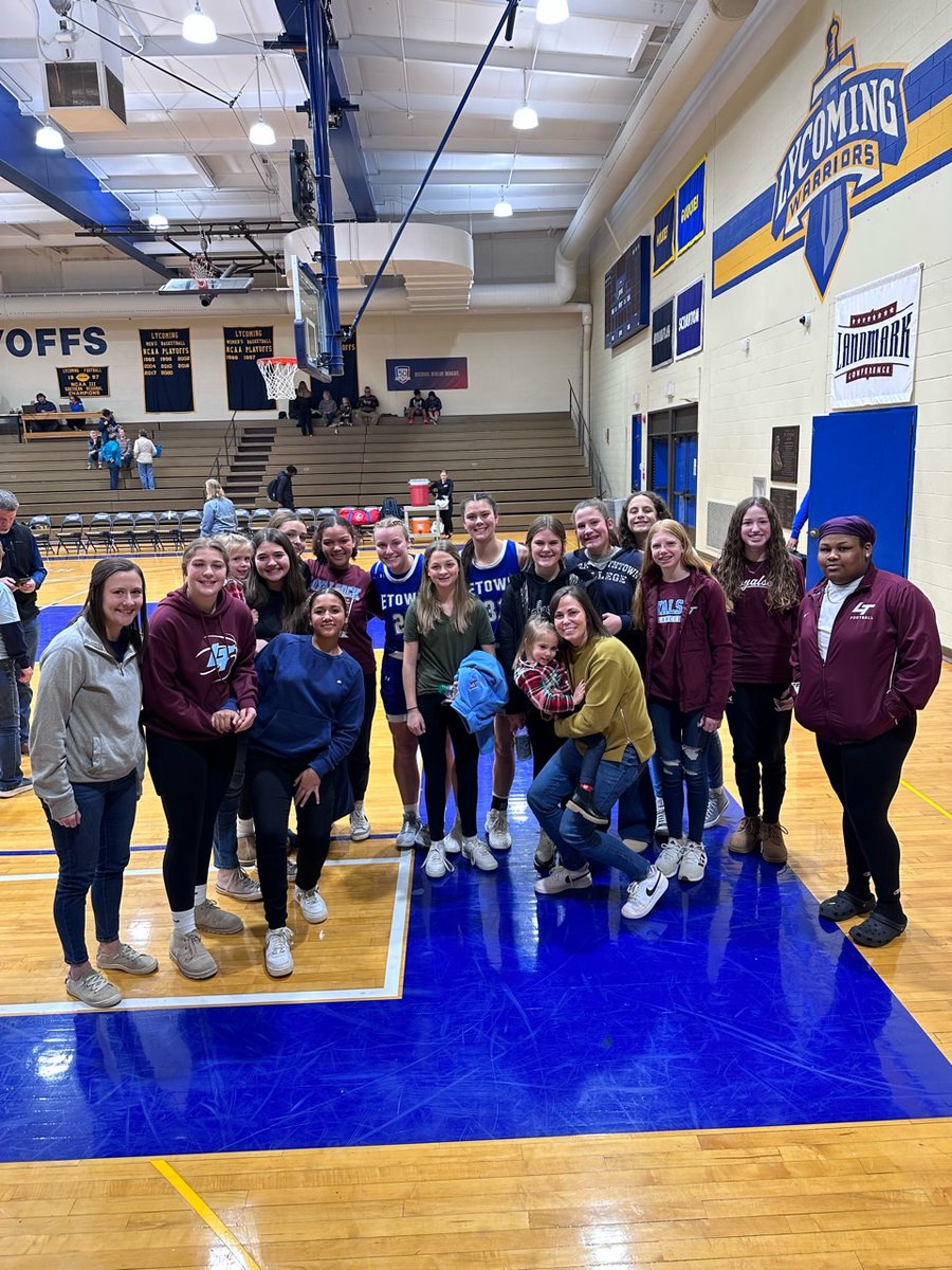Moments like these are so much better than any win on the court. This is the biggest type of win a program can have. <a href="/smcnulty4/">Summer McNulty</a> <a href="/AllyiaKennedy/">Allyia Kennedy</a> <a href="/BlueJaysWBB/">Etown College WBB</a>