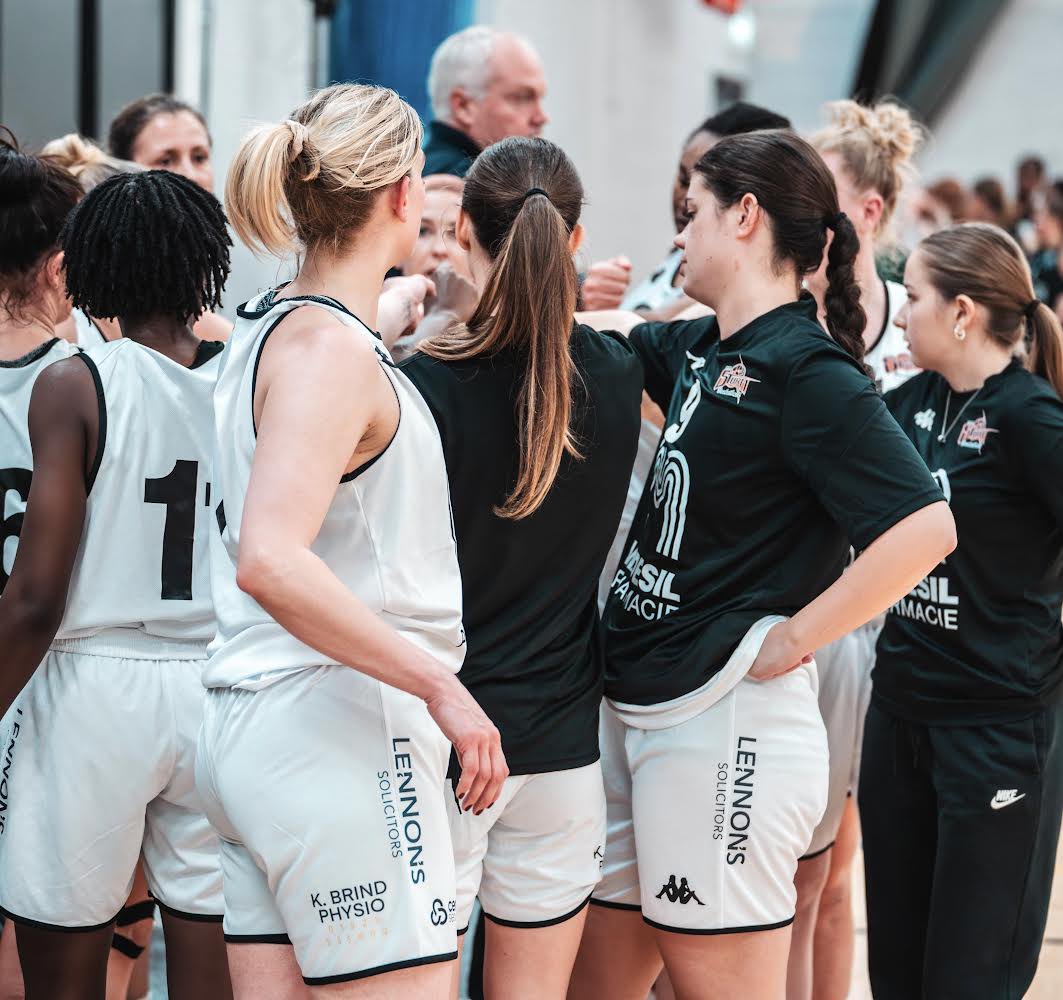 hemelstorm's tweet photo. 🙌 | We have a historic moment for our club next Saturday - our first ever double header with the Women’s and Men’s team!

To all of our amazing fans, please join us next Saturday at 4pm for the Women’s game against Cobham Cobras - entry is free! 😍

#ItsStormSeason⛈️ https://t.co/itafXkpfgi