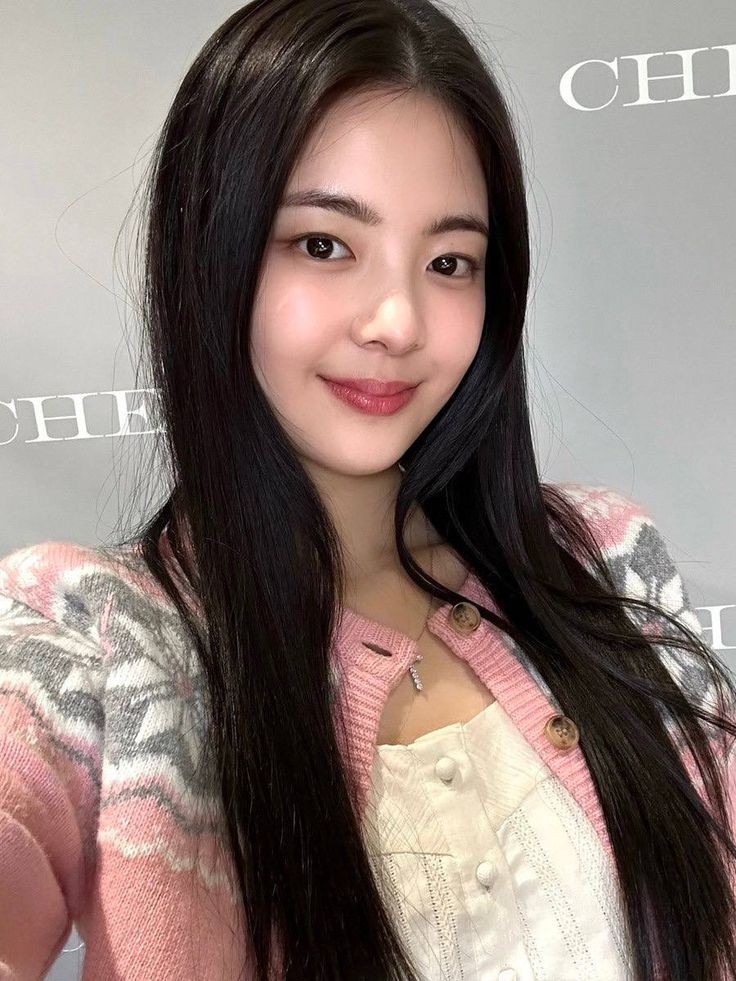 dailycjs's tweet photo. i miss my pretty one https://t.co/NotJe4jOVQ