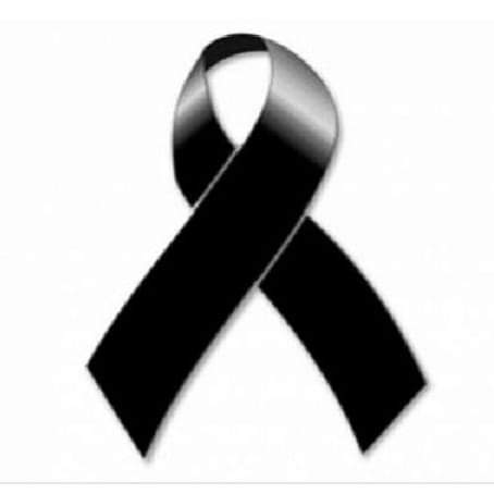 La <a href="/RFAFCordoba/">RFAF - Delegación de Córdoba</a> y su pte. del. <a href="/Martintorralbo/">Martín</a> lamentan profundamente el fallecimiento de la madre de una jugadora de <a href="/Allende1994/">U.D. Salvador Allende</a> durante esta tarde, pérdida irreparable por la que acompañamos en el sentimiento a familiares y amigos y a toda la familia de la <a href="/Allende1994/">U.D. Salvador Allende</a> D.E.P.