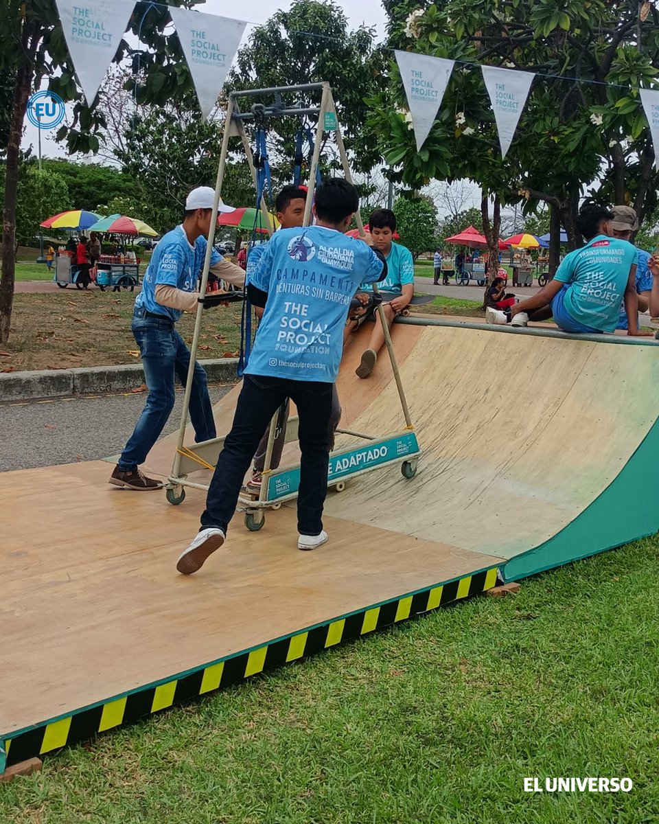 eluniversocom's tweet photo. ‘Rugby’ en silla de ruedas, ‘skate’ con arneses y bicicletas adaptadas: personas con discapacidad vivieron experiencia deportiva en parque Samanes https://t.co/44AudBrR8y https://t.co/D2eAan8yvN