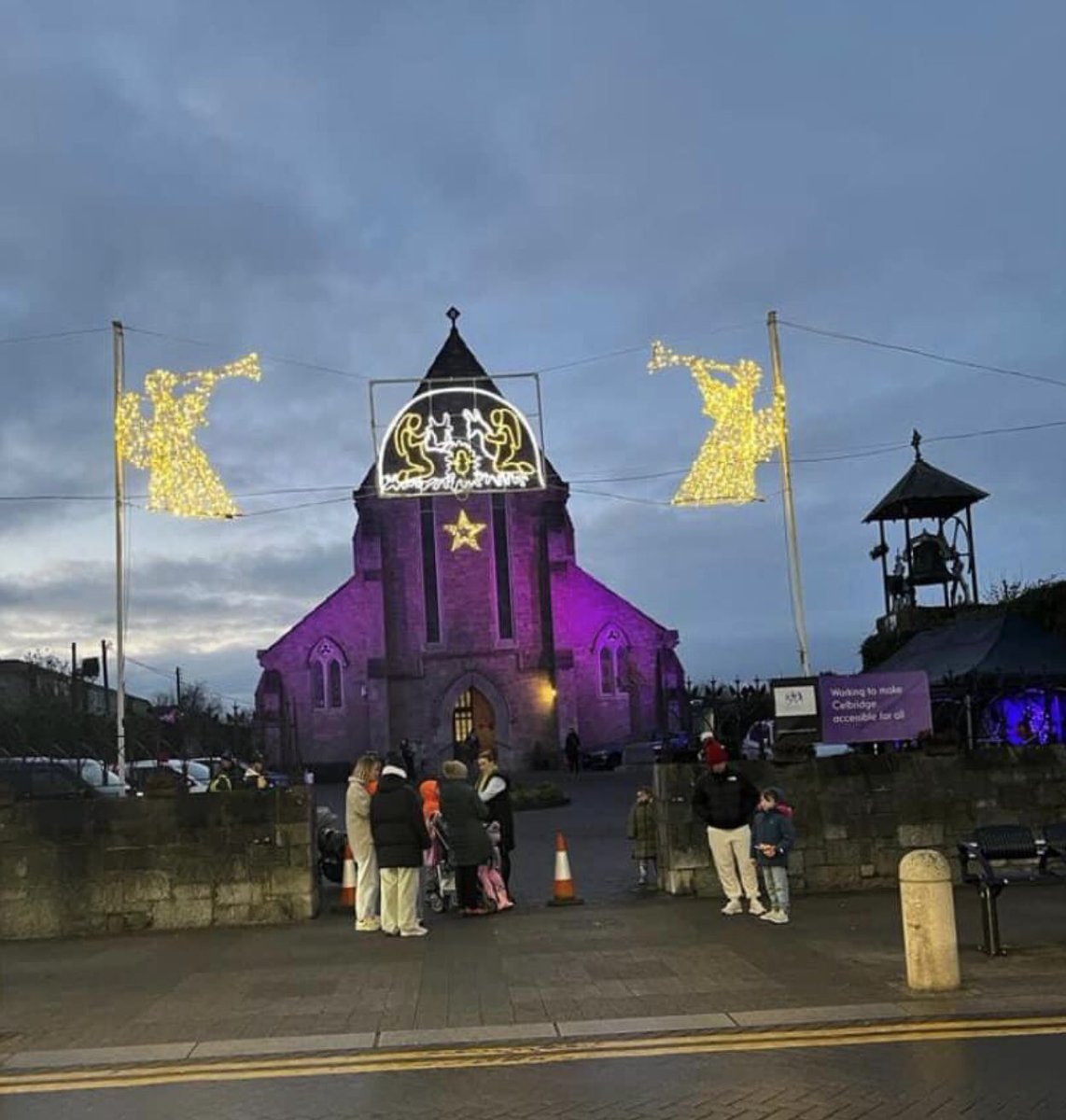 It is wonderful to see St Patrick’s Church , Celbridge turned purple to support International Day of Persons with Disabilities and Kildare Disability Week. Many thanks to Parish Priest, Father Joe McDonald. #IDPWD23 #PurpleLights23 #KildareDisabilityWeek #community #Inclusion