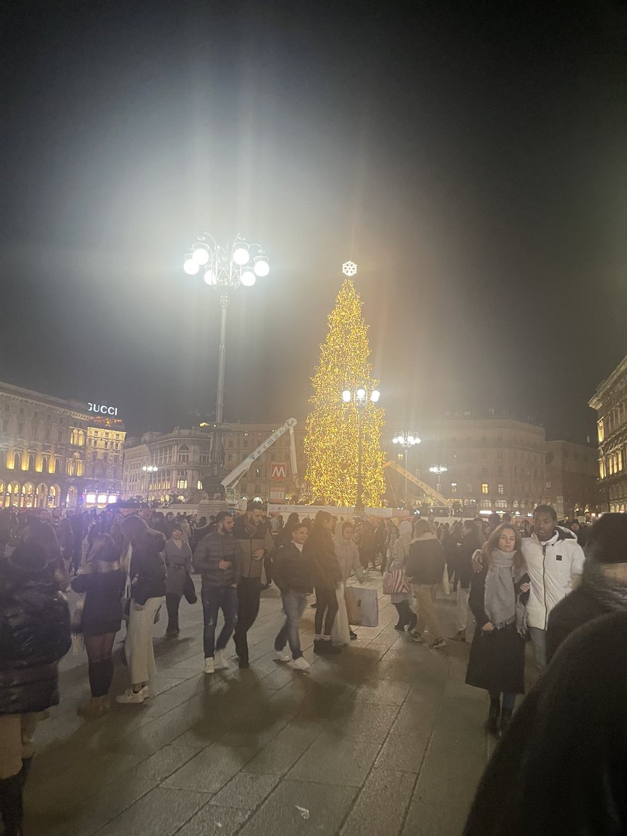 Rosie🖤 tweet media