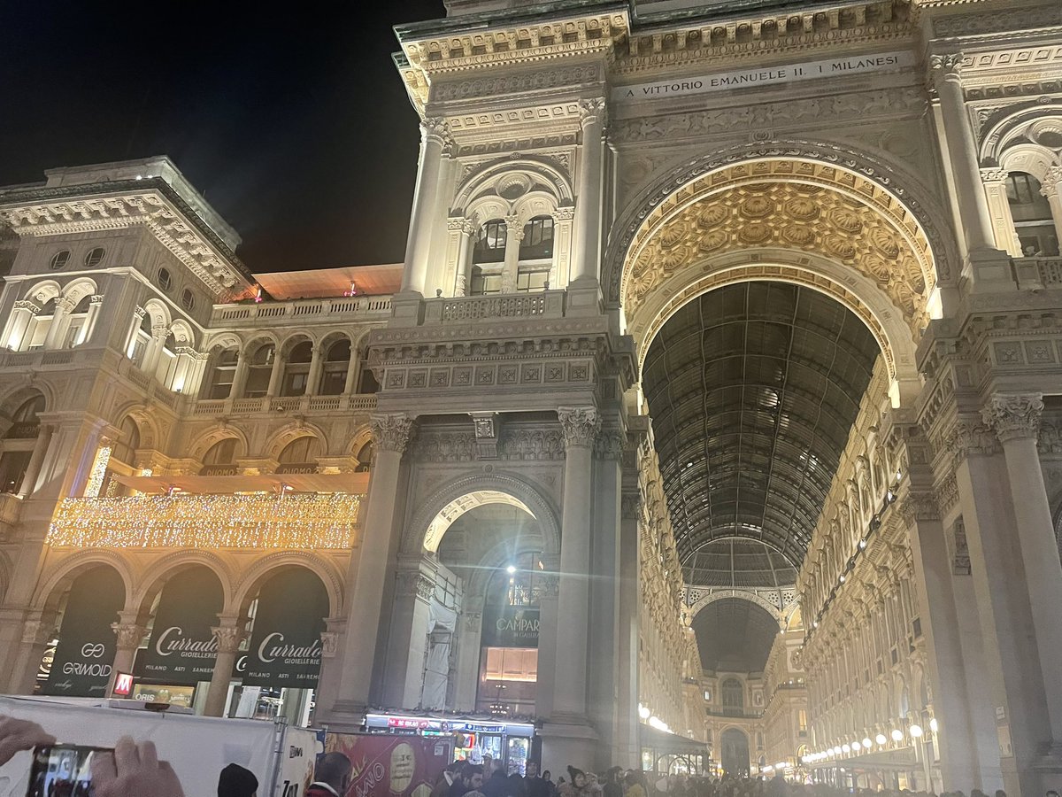 Rosie🖤 tweet media