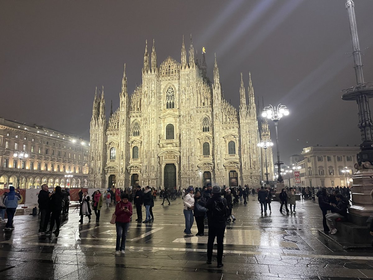 Rosie🖤 tweet media