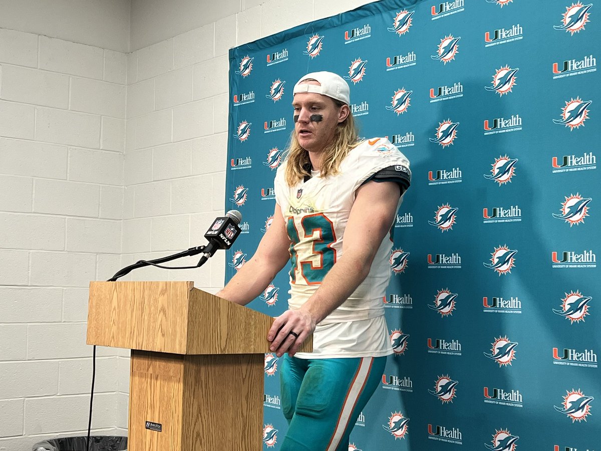 TheMozKnowz's tweet image. Andrew Van Ginkle says Jaelen Phillips reached out to him pregame and said, “ Do you and ball out!” Van Ginkle essentially is replacing Phillips after he tore his Achilles last week. #Finsup #MIAvsWAS