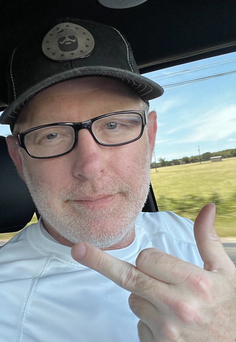GuntherEagleman's tweet photo. Lots of liberal trolls today… So I’m unselfishly taking an opportunity to personally say 🖕🏼 to each one of you. https://t.co/nWXgrK8AOT