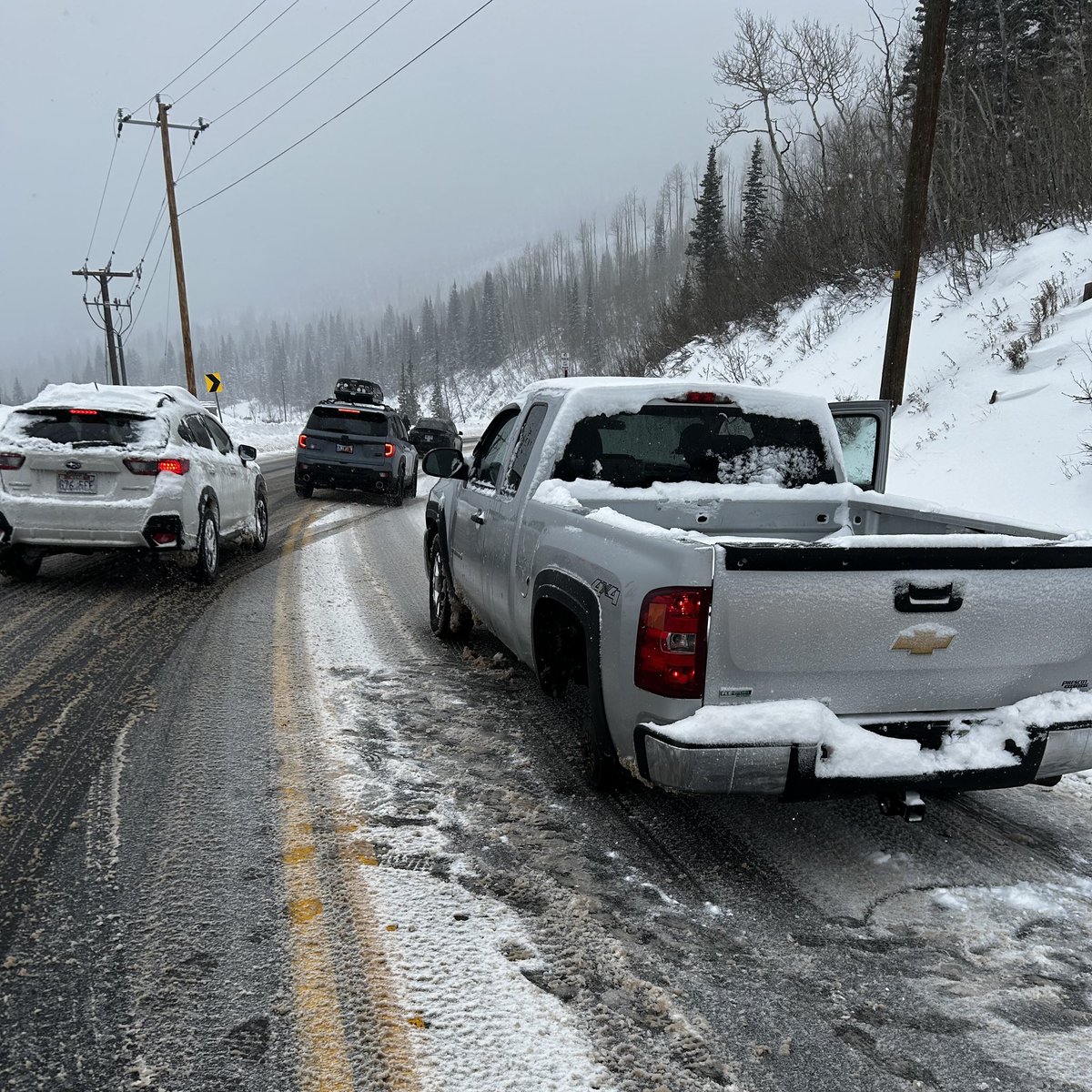 UDOT Cottonwood Canyons tweet media