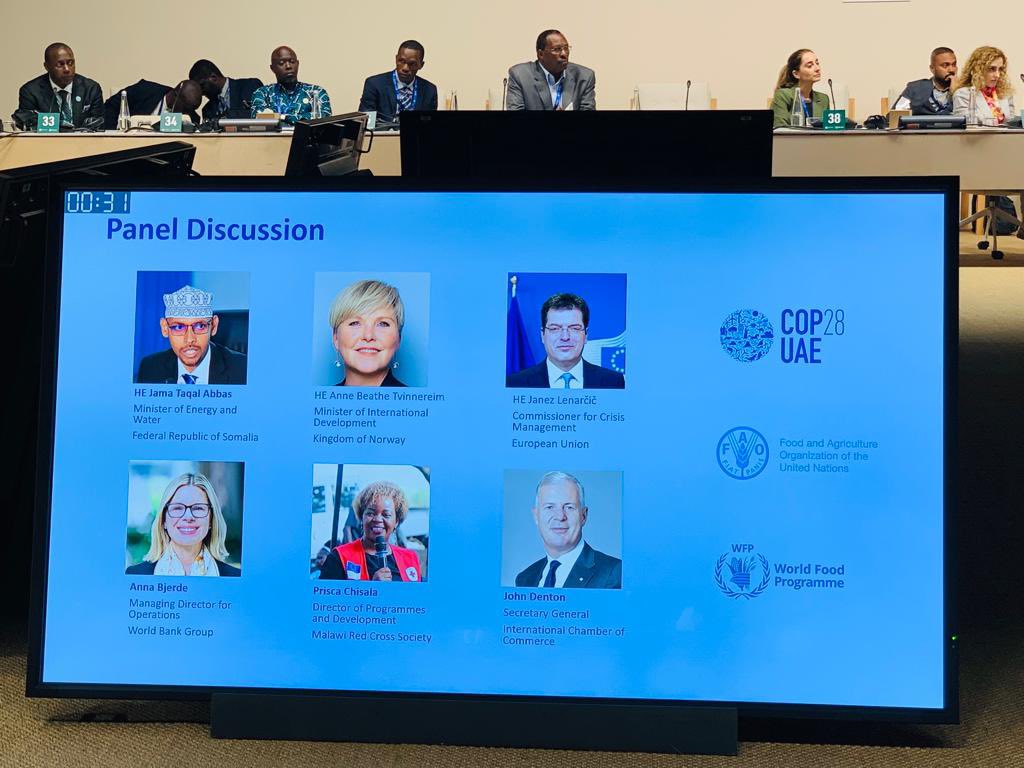 MoEWRSo's tweet photo. H.E. @JamaTaqalAbbas, minister @MoEWRSo addressed #COP28 on urgent actions for climate-resilient development in Somalia, calling for collective efforts addressing, Climate change intensifies water insecurity, requiring swift measures. 1/2 https://t.co/KyfSMiVmhW