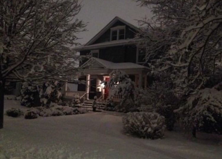 piinkibun's tweet photo. winter nights https://t.co/eDa3O5YYmj