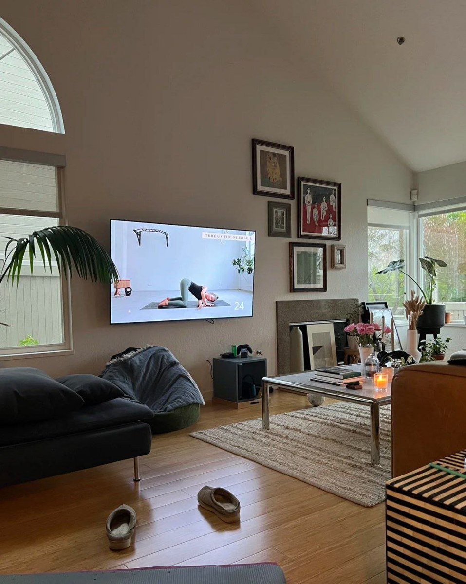 CosmoBhidec's tweet image. Today&apos;s temperature is very low. After exercising at home, I feel great. Have a happy weekend!