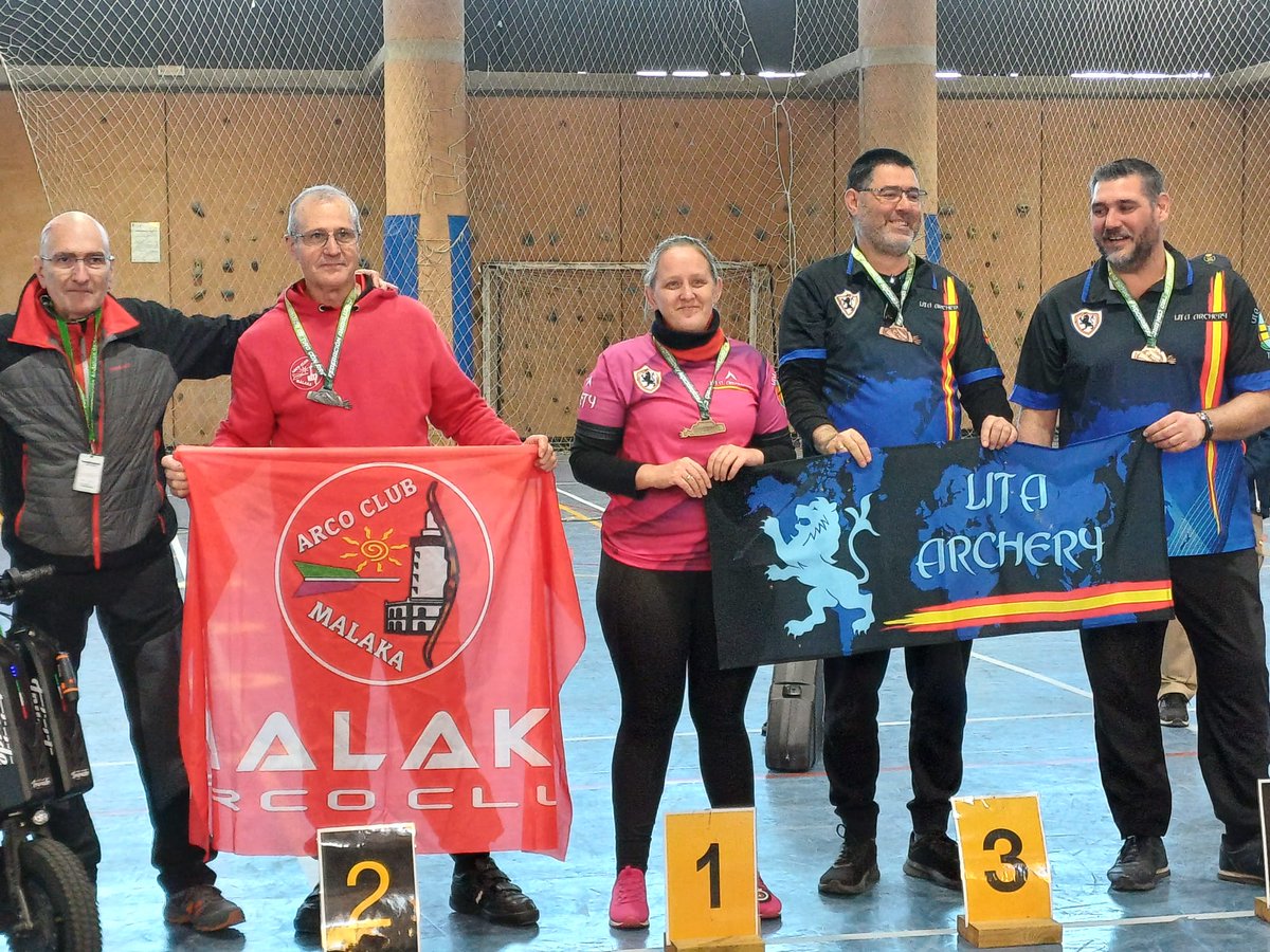 arcoclubmalaka's tweet photo. Éxito Malagueño en el Campeonato Andaluz Sala 2023

Arco Desnudo
LAETITIA JAQUELINE-Lita Archery🥇
JUAN JOSE MERIDA-Malaka🥈
DAVID PEREZ-Lita Archery🥉

Arco Tradicional
ANTONIO ARCAS-Malaka🥉

@diputacionMLG
@malaga
@Ayto_Cartama
@DeportesDipMlg
@deportemalaga
@RFETA
@fataprensa https://t.co/Pwv0snQn07