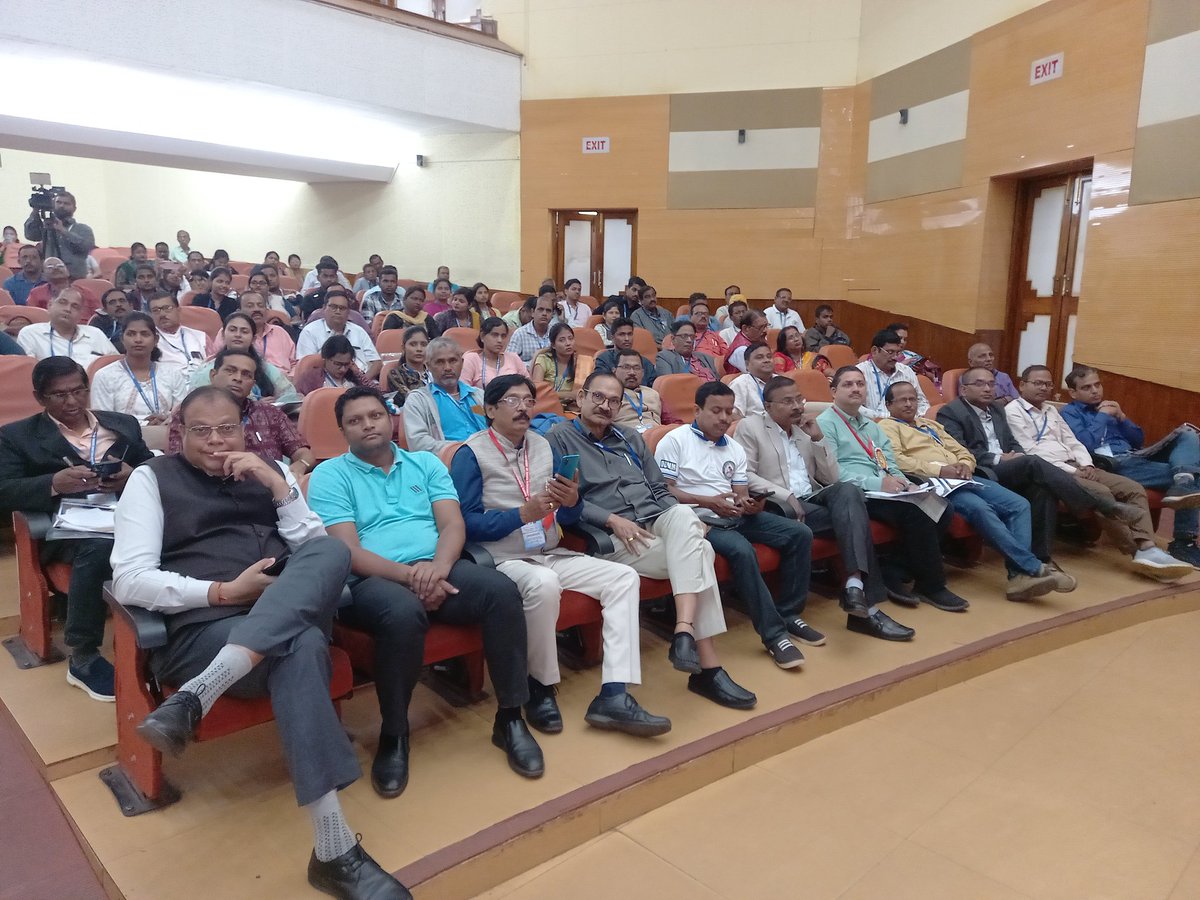 NiraMohapatra's tweet image. Grand success of #OdishaPublicLibraryConference 2023 at Jayadev Bhavan #OdishaPublicLibraryVision2024 #OdishaLibraryNetwork
#Library_Movement_Odisha #OPLI
 #OSA @OdishaSocietyNA @Lib_Movement_OD @OLA_BBSR 
@CMO_Odisha @MoSarkar5T @Culturedeptt @PRDeptOdisha @cpbbsrctc