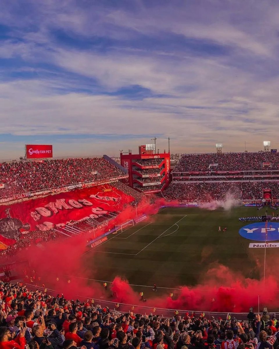CAIplaneta's tweet photo. Te extraño todos los días, todo el día. https://t.co/gNFMoGGy3P