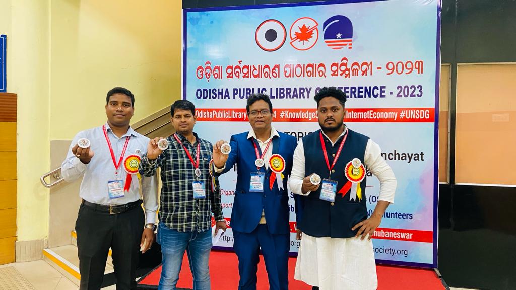 NiraMohapatra's tweet image. Some moments with our organising team and guests of the #OdishaPublicLibraryConference 2023 #OdishaPublicLibraryVision2024 #OdishaLibraryNetwork #OPLI #OSA #Library_Movement_Odisha @Lib_Movement_OD @OdishaSocietyNA @OLA_BBSR @CMO_Odisha @MoSarkar5T @Culturedeptt @PRDeptOdisha
