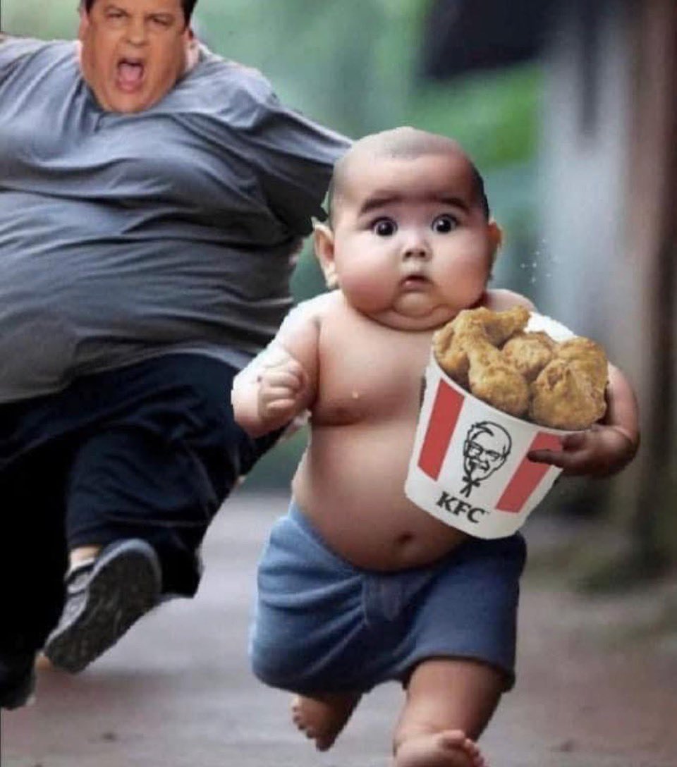 CowboyFL2's tweet image. Donut 🍩 Boy @ChrisChristie needs more than just a couple dozen donuts.