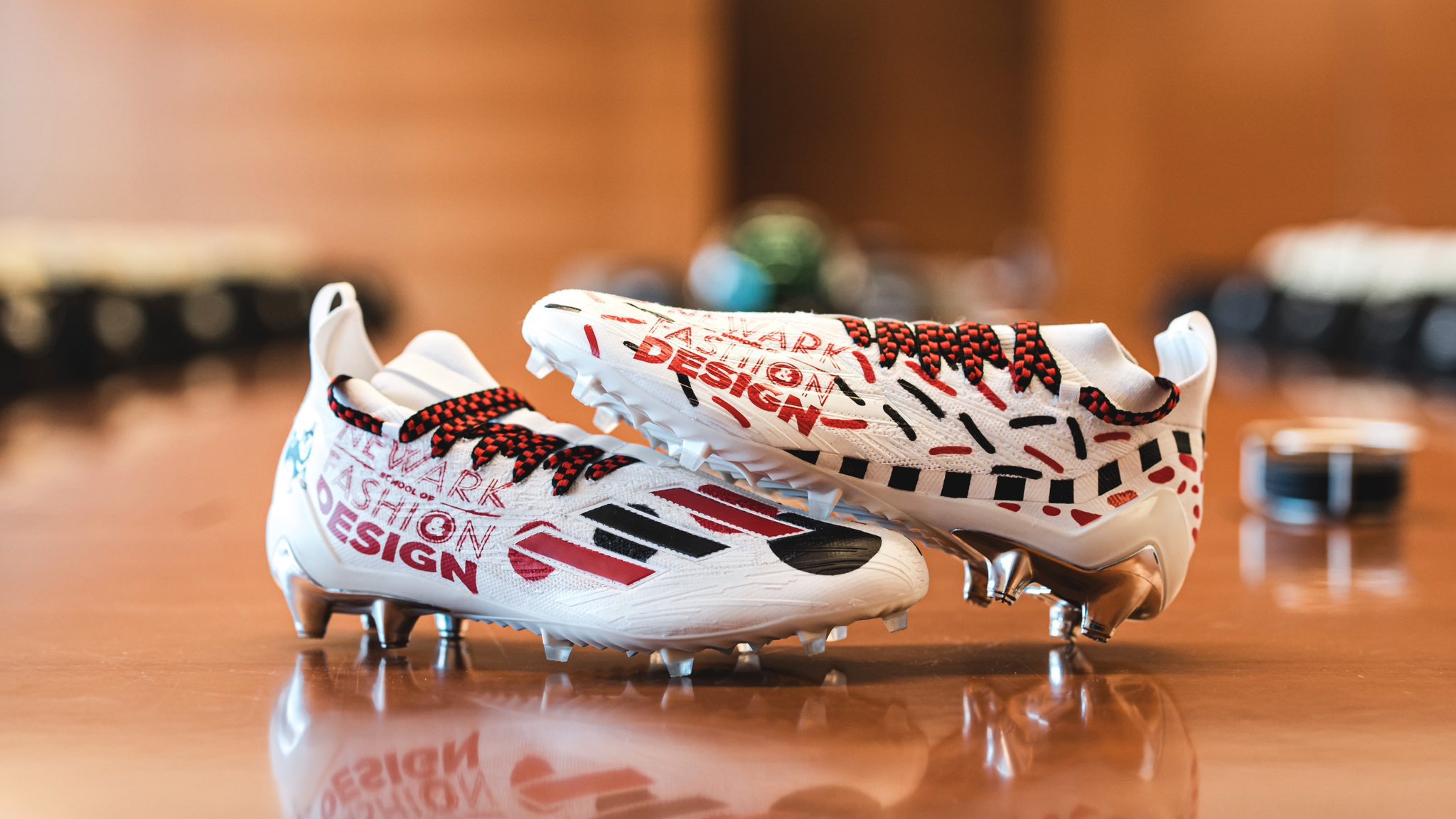 Adidas yeezy baseball outlet cleats