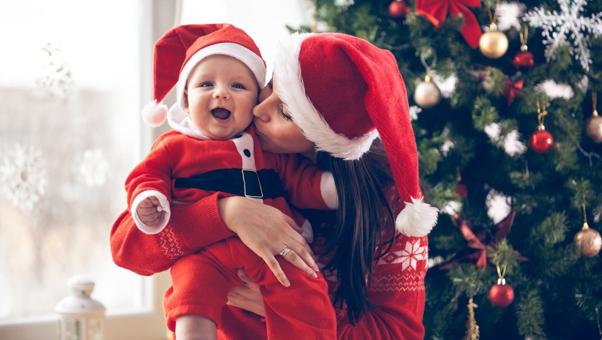 takeaDailybreak's tweet photo. 8 Ways to Babyproof Your Home Before the Relatives Arrive
https://t.co/qDdmk1rFQd
#babyproofing #babyproof #baby #littleones #children #childsafety #babysafety #babycare #holidays #theholidays #holidayseason #babies #parenting #parentingtips #childcare #safetyfirst https://t.co/cqnCPFTRRR