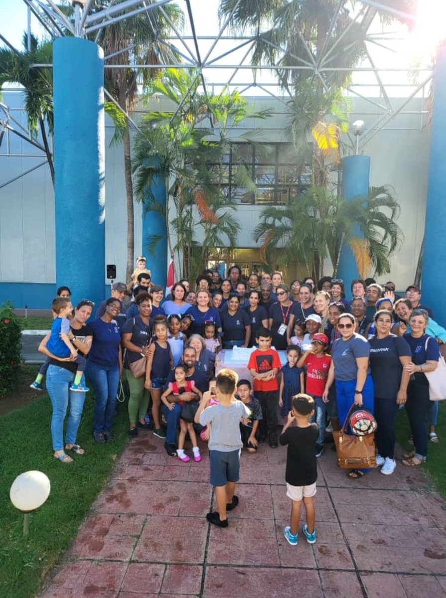 Mayda Mauri Pérez (@maydamauribcf) on Twitter photo En el 30 aniversario de Planta 3, del <a href="/FinlayInstituto/">Instituto Finlay de Vacunas</a>, recordamos con cariño al Comandante en Jefe y a los fundadores de esa obra, que sigue realizando trascendentales aportes en la prevención de enfermedades que cobran vidas en otras partes del mundo. En el 30 aniversario de Planta 3, del <a href="/FinlayInstituto/">Instituto Finlay de Vacunas</a>, recordamos con cariño al Comandante en Jefe y a los fundadores de esa obra, que sigue realizando trascendentales aportes en la prevención de enfermedades que cobran vidas en otras partes del mundo.