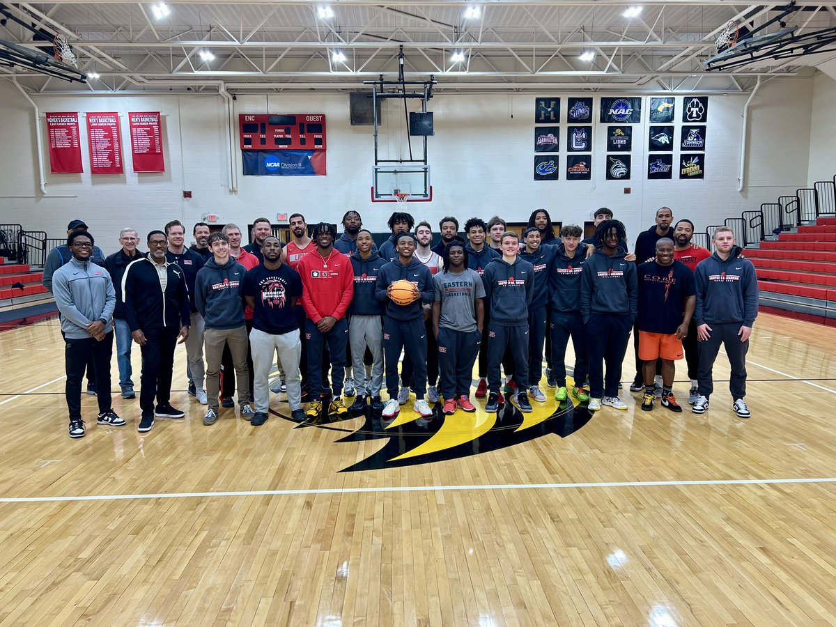 ENCMBB's tweet image. Thank you to all the Alumni who showed support yesterday for our first Alumni Day!