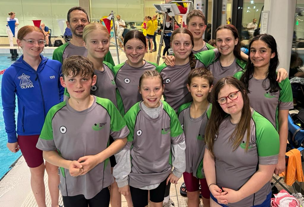 CoStASwimming, @berko_swim, final session at CoStA Winter Open, big thank you to all those volunteers who made it happen and the BSC team over the weekend. To the swimmers, have fun and do the best you can.