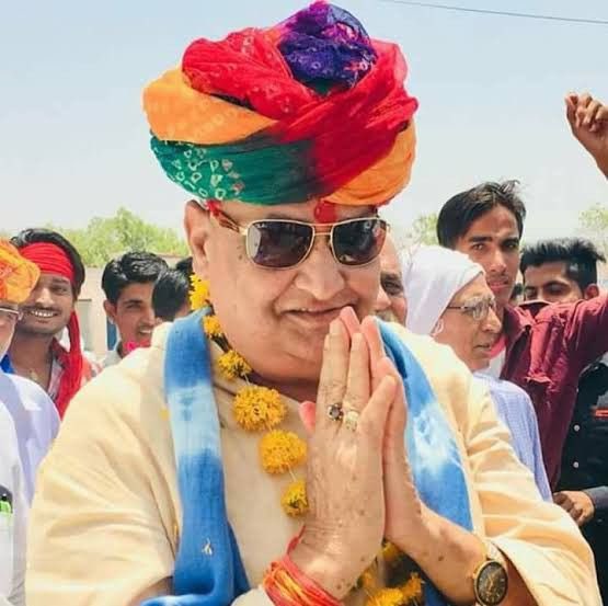 डॉ किरोडी लाल जी Cm बने क्योंकि उन्होंने विपक्ष की शत प्रतिशत भूमिका निभाई है इसलिए <a href="/BJP4India/">BJP</a> को डॉ साहब को CM बनाना चाहिए .!
#किरोड़ी_लाल_सीएम_बनाओ