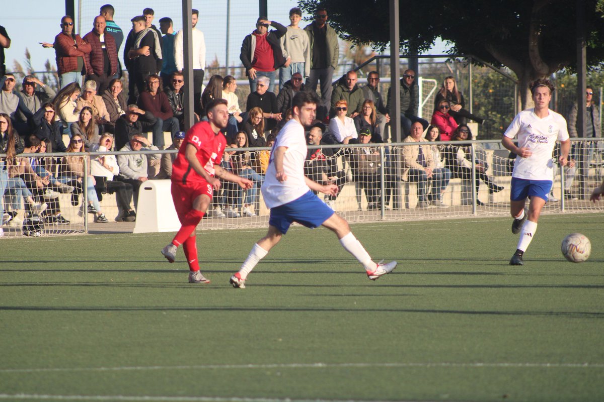 ⏹ 𝗙𝗜𝗡𝗔𝗟 𝗗𝗘𝗟 𝗣𝗔𝗥𝗧𝗜𝗗𝗢

Callosa Deportiva C.F. "B" 4️⃣🆚0️⃣ Redovan C.F. "B"

El "Mini Derbi" se queda en casa‼️

#CallosaBRedovanB #Jornada12 #TerceraFFCV #UnSóloSentimiento #UnSóloCorazón #AupaCallosa