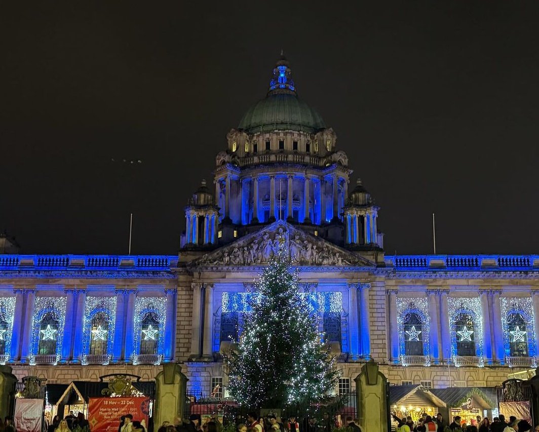 Great day in #Belfast. Visited the Christmas Markets at City Hall, well worth a look (pop in & see the City Hall @belfastcc Exhibition too). Fitted in a bit of shopping in @Victoria_Square. Lovely food this evening in @TheClothEar at the @MerchantHotel. @VisitBelfast @BelfastLive