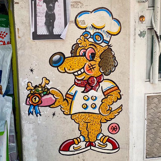 ebt_mx's tweet photo. El chef de los consentidos ✨🐶🐱✨Resistiendo el paso del tiempo.

#rótuloschidos #alwayshandpaint #alwayshandpainted #streetartmexico https://t.co/0it80tfaPb