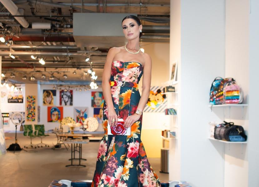 Elizabeth Sutton Opens A Gallery And Retail Experience dlvr.it/SzfKdr