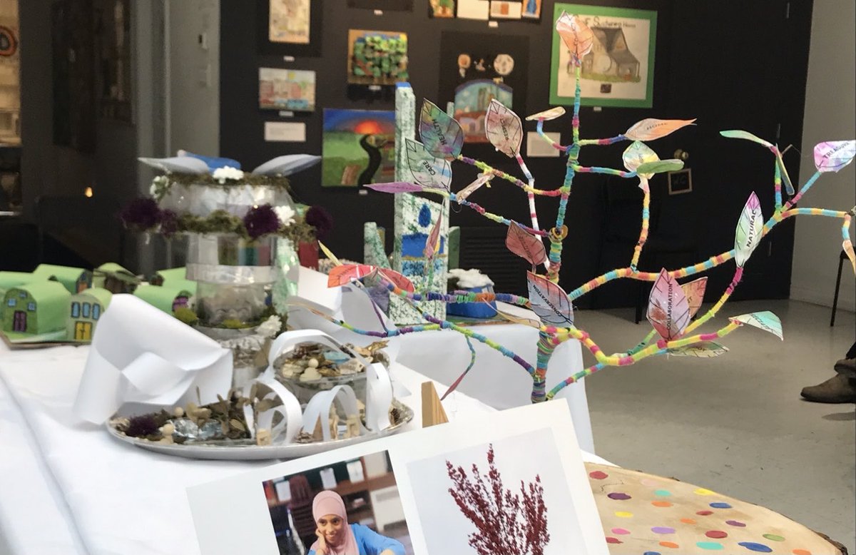 How to have fun on a rainy day? Grab a warm drink and head to the funky Window Art Gallery! Great first all ages, art set up for anyone, chairs and reading encouraged. Princess <a href="/Victoria/">victoria 💾🦄🛰🚀🥓📻🌈</a> St, Kingston, 12-4 Sunday. Bring the fam! #RainyDayFun