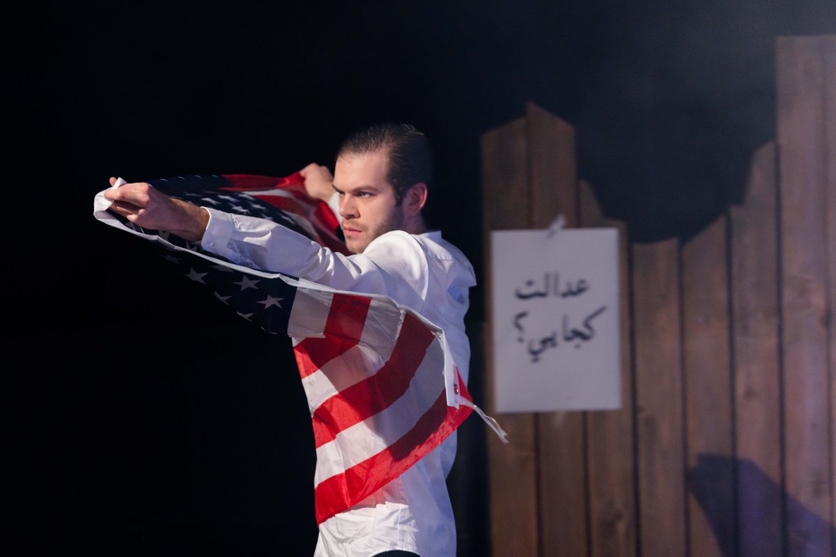 blnensemble's tweet photo. "Wie können Menschen immer wieder nur so stark sein?" gleich hat Alireza Daryanavards erste WORX-Inszenierung "Chronik der Revolution" von Alireza Daryanavard und Mahsa Ghafari über die iranische Revolution Uraufführung im Werkraum. Toitoitoi für Ensemble und Team! #BErevolution https://t.co/YRrLBNnWQ4