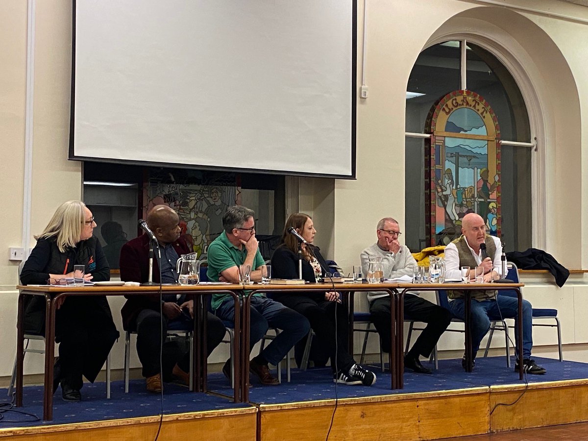 40 years ago our Robert Lizar represented #TradeUnionists arrested during a high-profile campaign against the print unions in #Warrington. Our Simon Pook joined a panel of speakers on the 40th Anniversary of the dispute #Police #Protest & the #Media. @MattFoot2 @MoragLivingst
