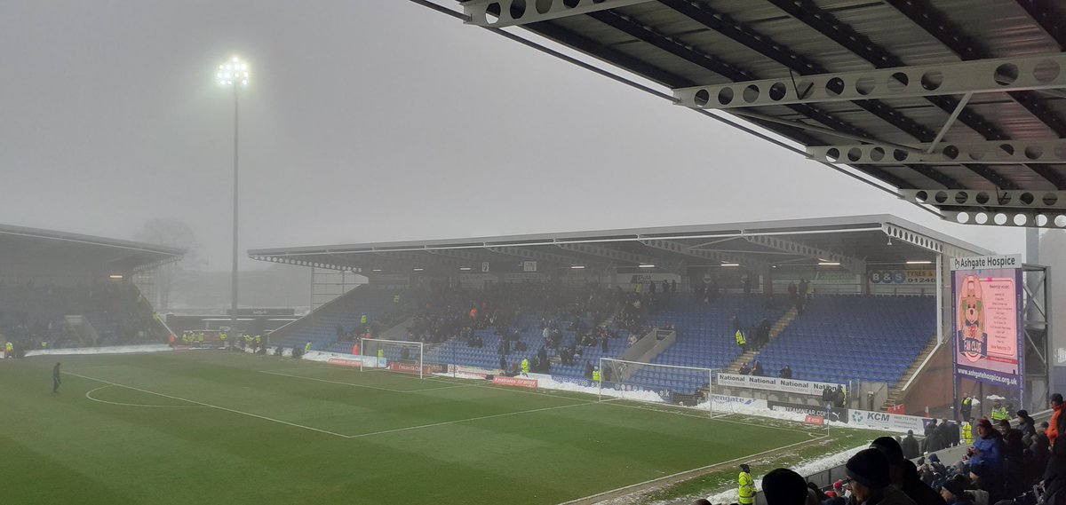 smilerhopper's tweet photo. #matchhopping #roundhopping at the smh stadium for @ChesterfieldFC
@TheVanaramaNL
(1st) v @leytonorientfc @EFL
League 1 (16th) in the @EmiratesFACup 2nd round game number 136 with @spireitepete winner plays @WatfordFC #myroadtowembley pitch covers worked game on. Bitter cold day https://t.co/GXPegHbl4F