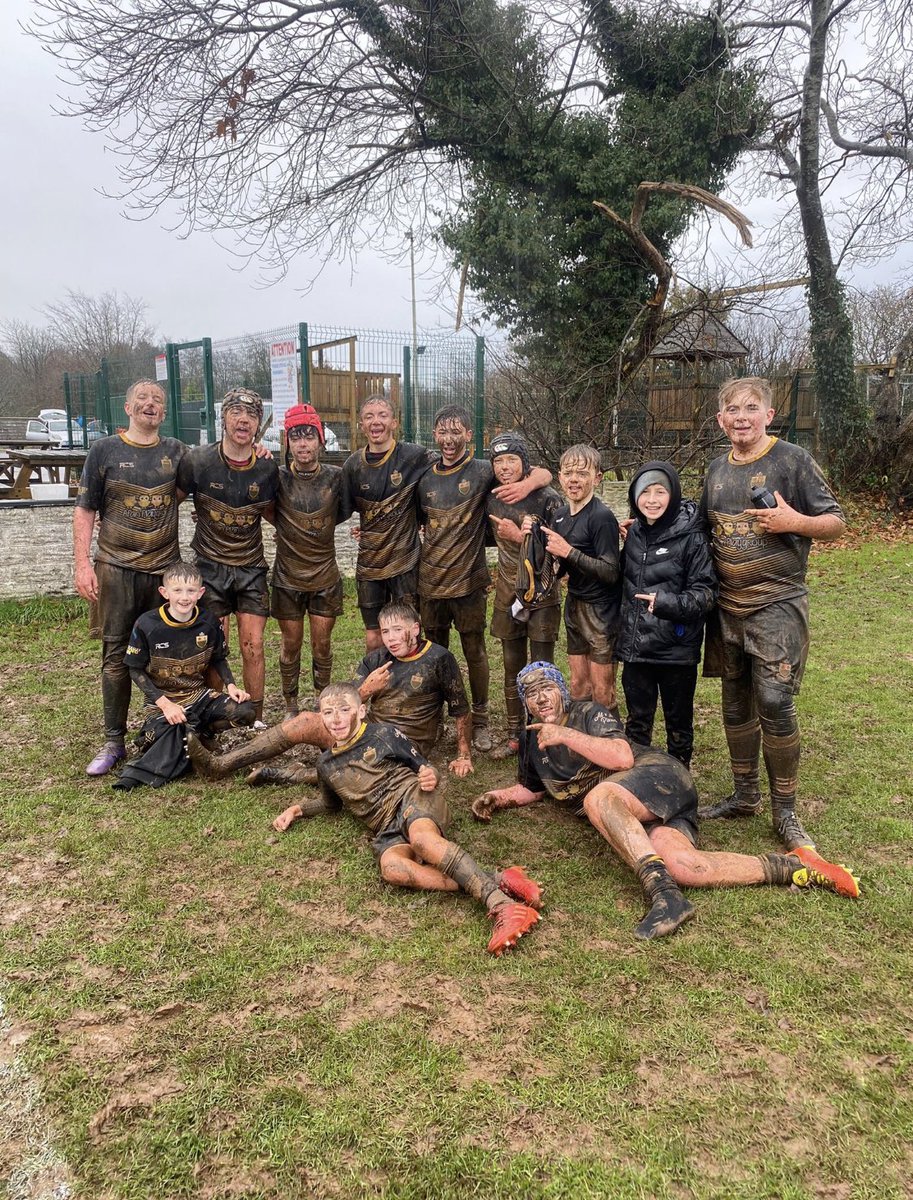 UppaCelts13's tweet photo. Thanks to @pencoedrfc 13s for hosting us this morning after our original fixture with @BlaenavonRugby 13s was cancelled due to a frozen pitch. It was a great game in testing conditions 😬 with both teams playing some great rugby 🏉 in the mud, we look forward to the reverse game https://t.co/lZ2AMqWWRQ