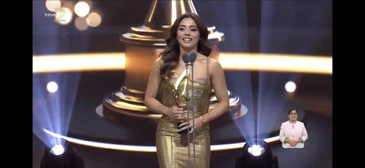 tv_sever's tweet photo. Nasıl güzel parlayan bir yıldız 😍✨ #PanteneAltınKelebek
#SılaTürkoğlu https://t.co/ENP72vrvuT