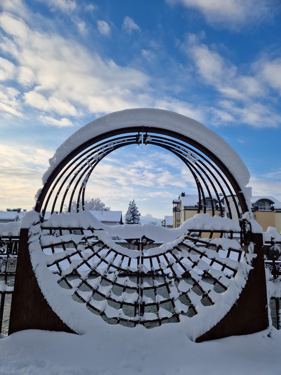 engineer_eo's tweet image. Did you know:
Respect is the 1 feature that causes the reciprocity of honesty and communication that makes the circle of Love!
_Simple Love Formula
Love Achievement Link:
eternaloptimismschool.thinkific.com/courses/love-a…

#love #LoveIsBlind #goodmorning #sundayvibes #happy #couples #relationships