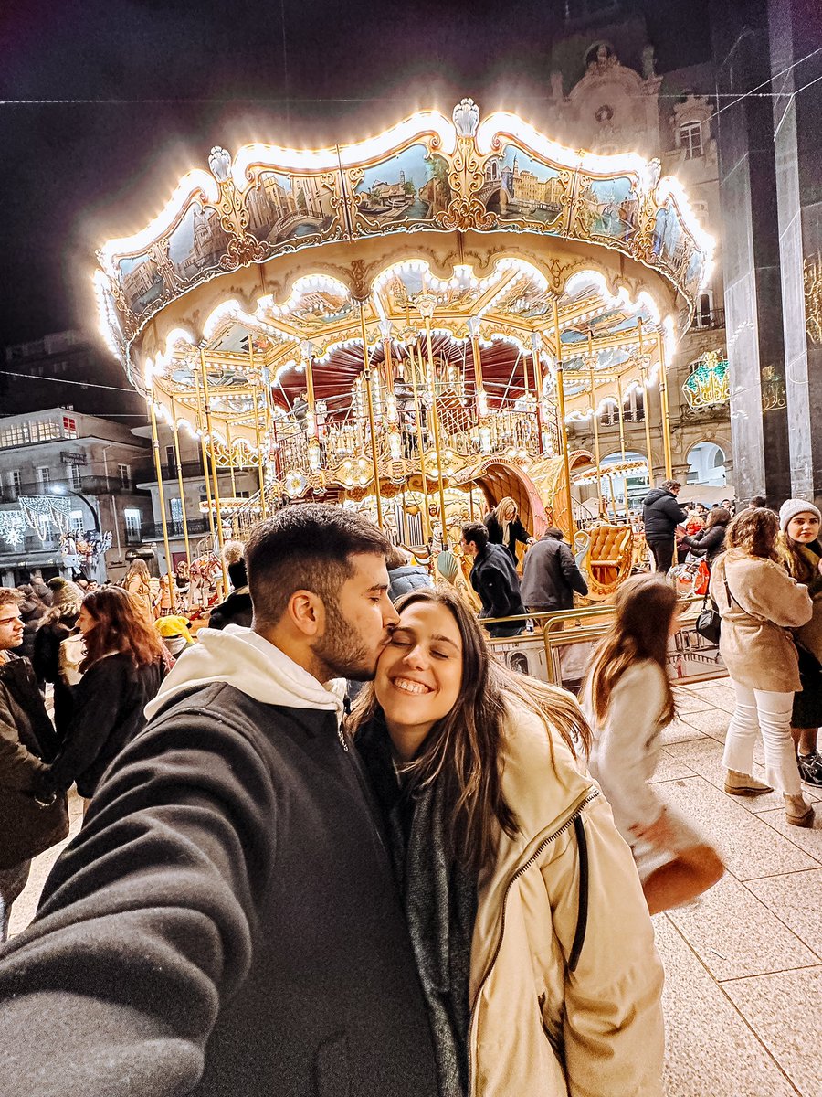 migueldj10's tweet photo. Navidad en Vigo 🧡 https://t.co/Y0Kn9KAUSG
